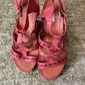 BRAND NEW - Geox Orange sandals - Size 9.5
